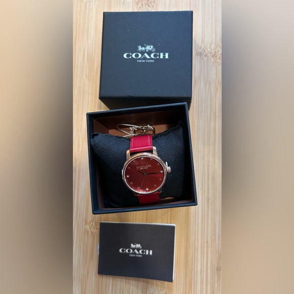 Coach Grand Watch With 36mm Burgundy Red Face With Burgundy Leather Band - Picture 5 of 5